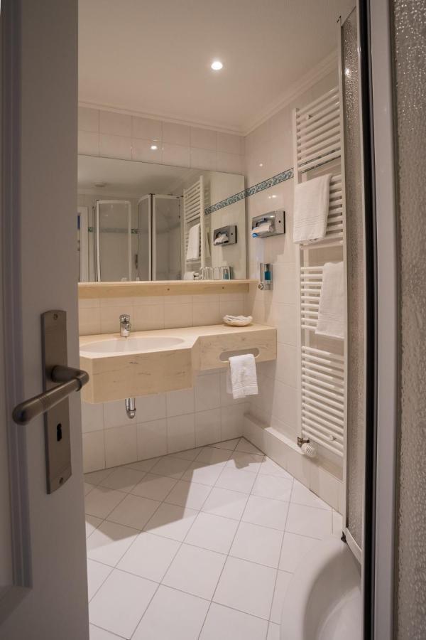 Hotel Garni Fuerst Von Waldeck Willingen  Room photo