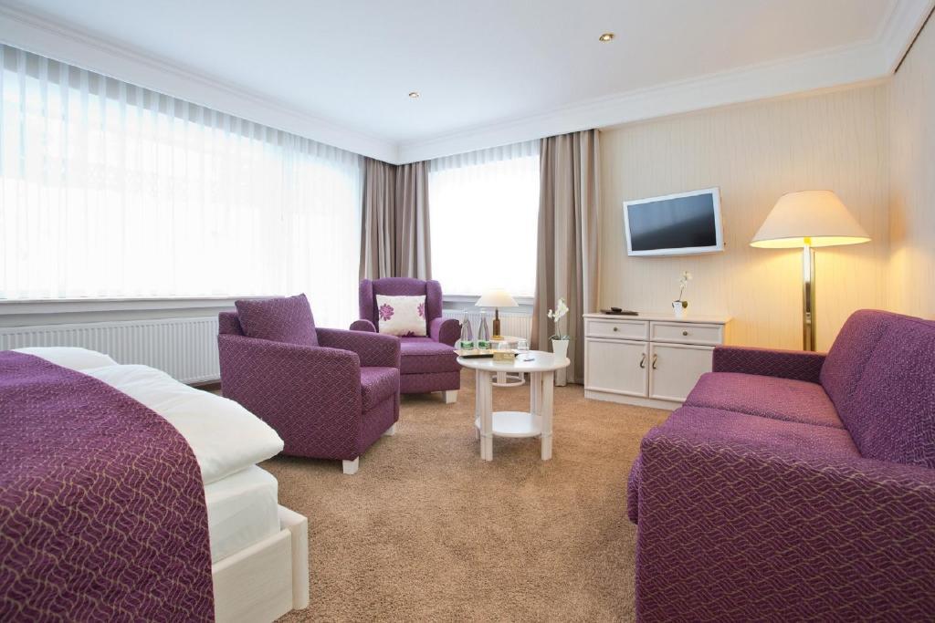 Hotel Garni Fuerst Von Waldeck Willingen  Room photo